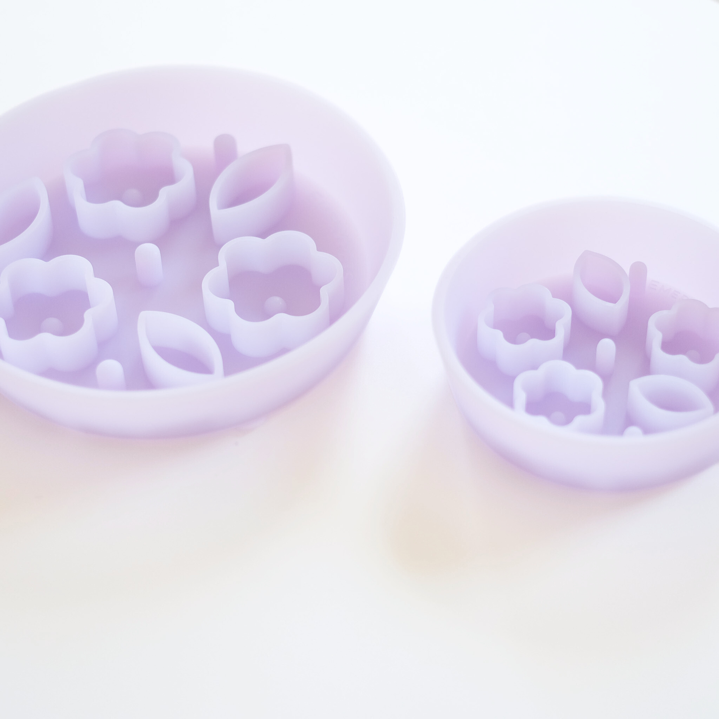 Flower + Leaf Slow Feeder Bowls (Translucent Purple)