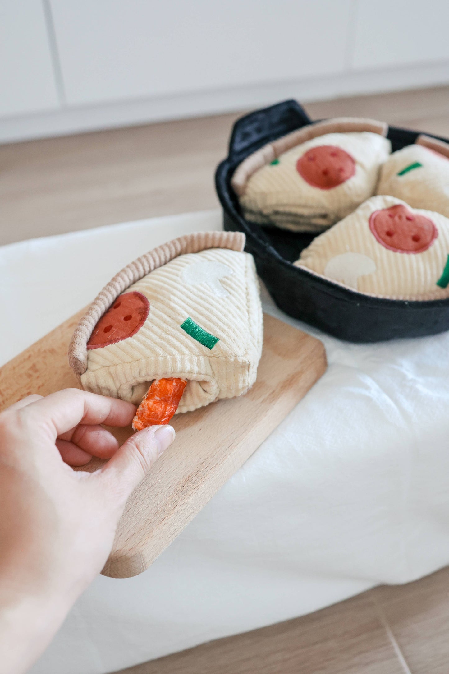 DEEP DISH PIZZA // ENRICHMENT DOG TOY // Squeaky + Snuffle