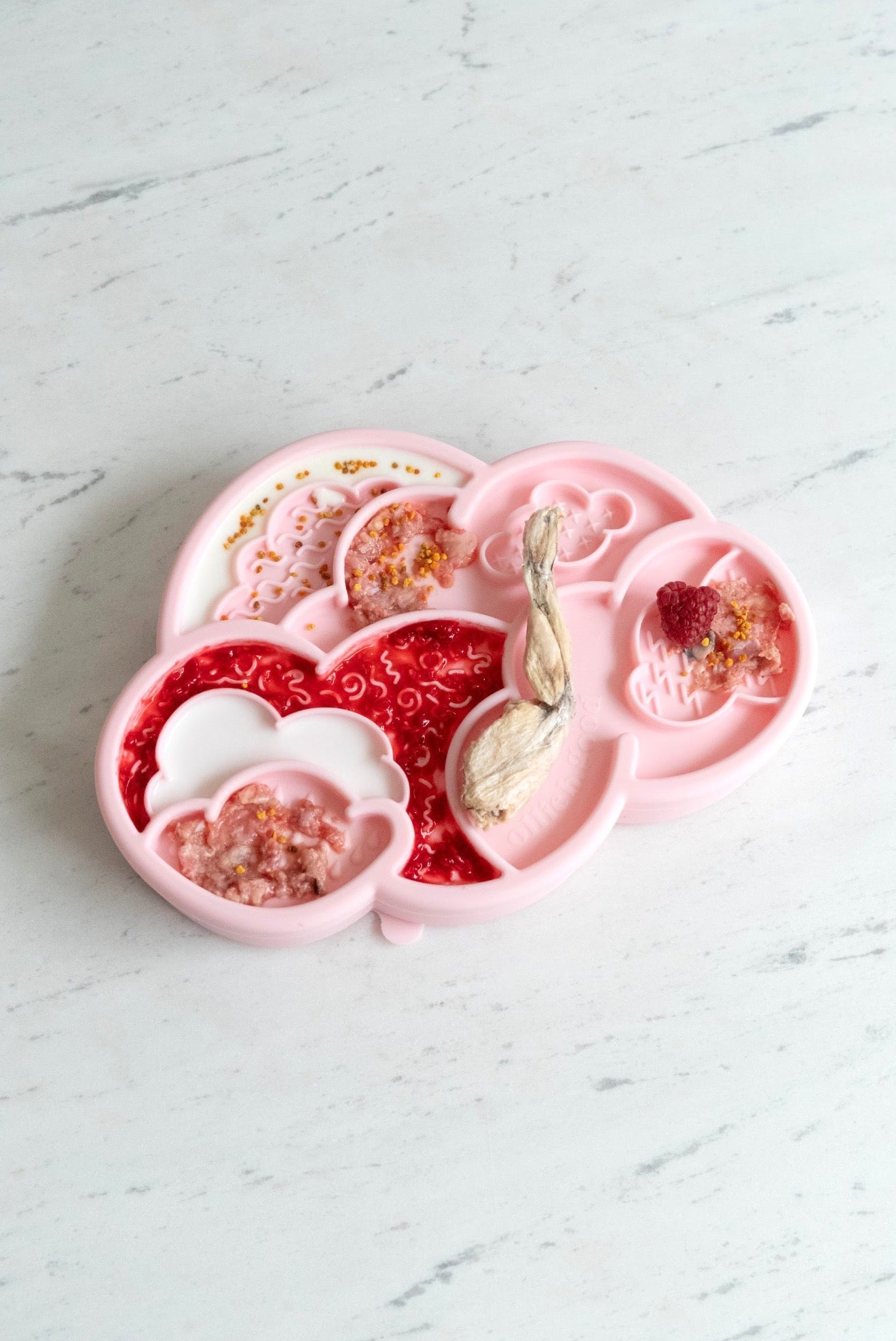 Ollie B Good Cloud Nine Lick Mat & Lid (preorder)