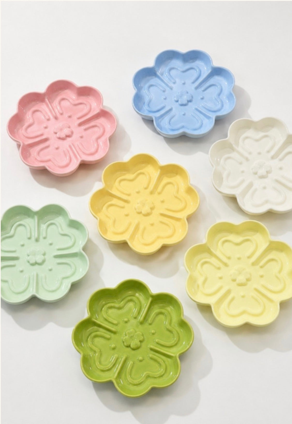 Spring Cat Village Handmade Ceramic Feeder 🐱 🐶 Lucky Clover 🍀