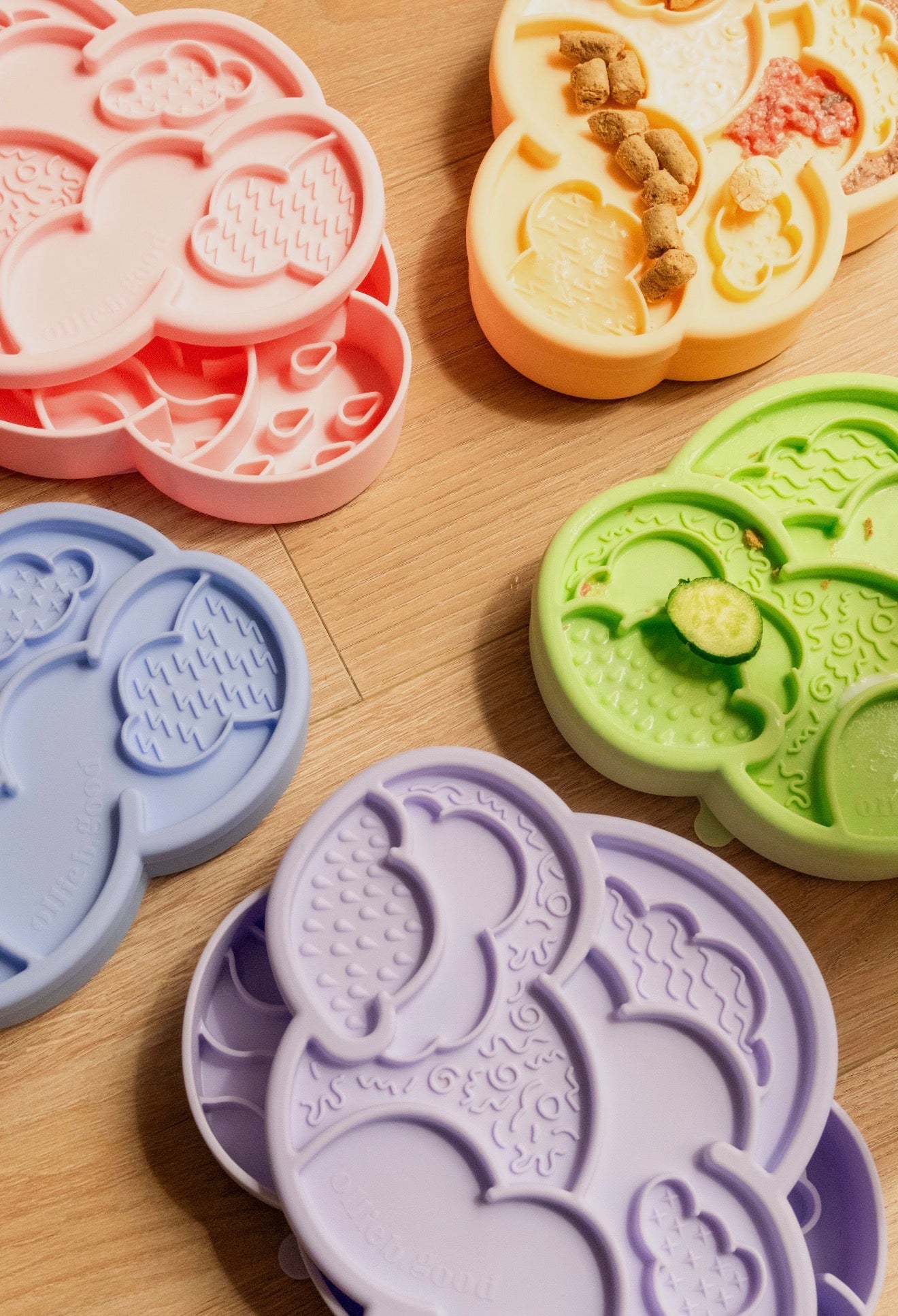 Ollie B Good Cloud Nine Lick Mat & Lid (preorder)